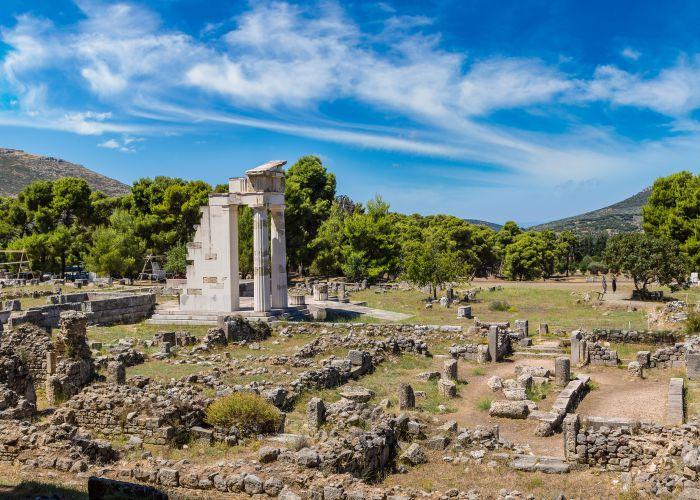Epidaurus ruins in the summer bloodua depositphotos