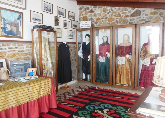 rafina folklore museum rpguide.gr