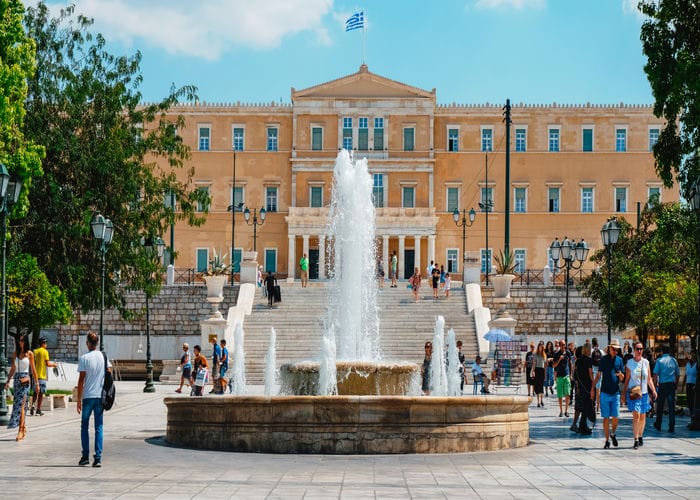 syntagma square fountain