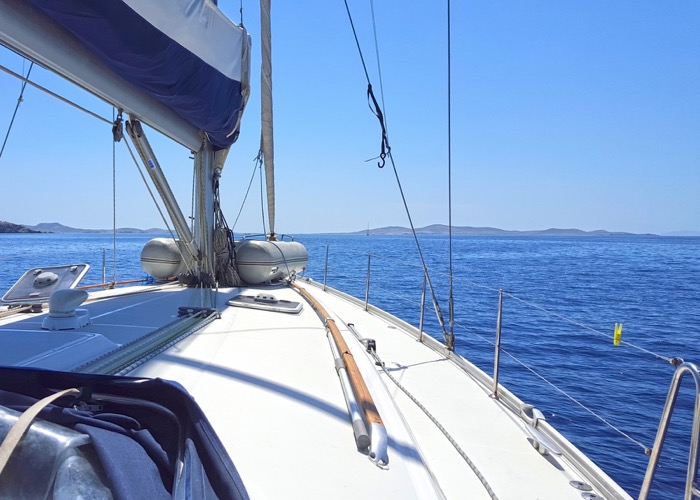 sailing greece Roman Levenko shutterstock