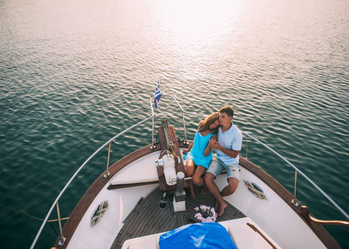 yacht cruise Photo life depositphotos