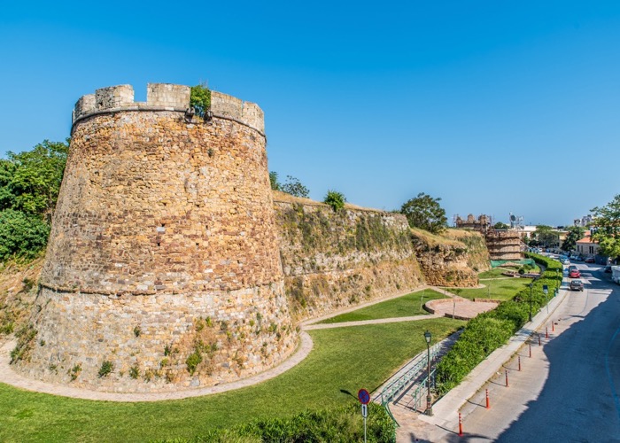 castle of chios