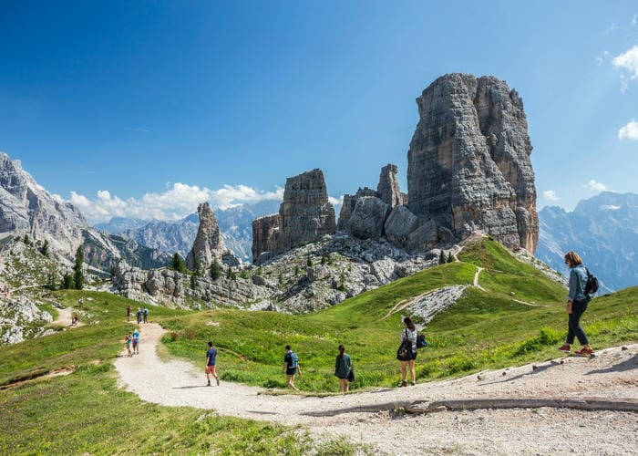 family hiking dolomites