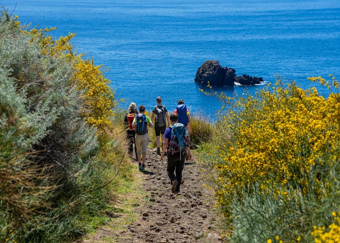 hiking lipari sicily