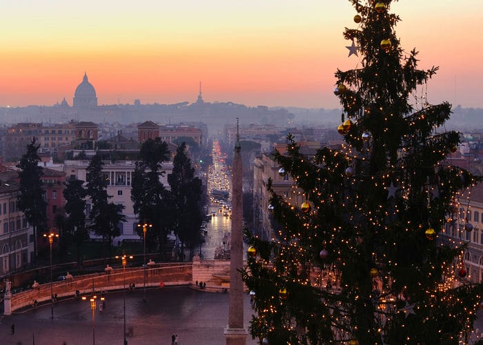 christmas in piazza del popolo rome