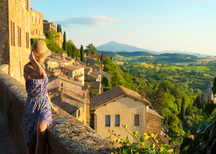woman in montepulciano tuscany